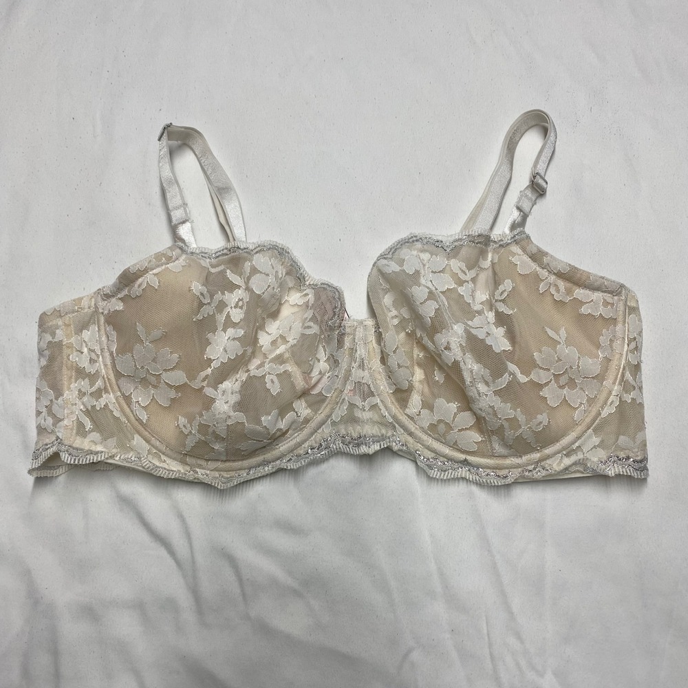 Victorias Secret Dream Angels White Floral Lace Unlined Push Up Bra 38DD 386588